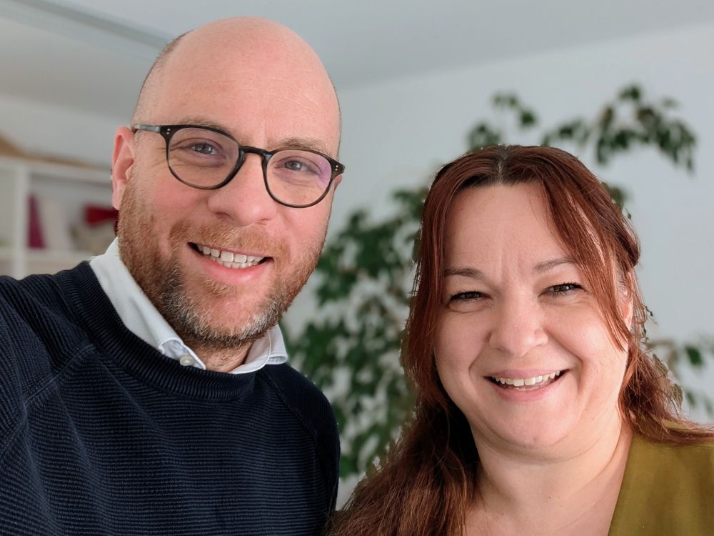 Porträtbild von Dominik Fürhofer und Anna Wenzl