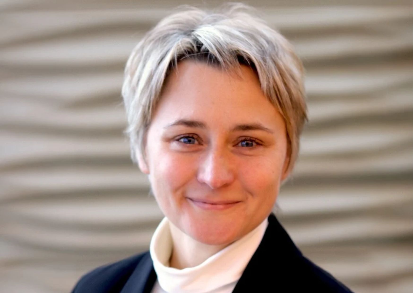 Porträtfoto von Prof. Dr. Kathrin Dedering