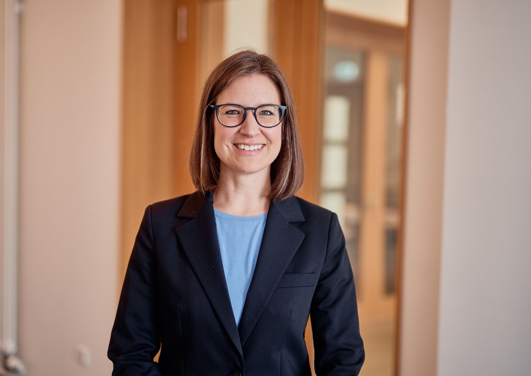 Porträtfoto Kerstin Lehner