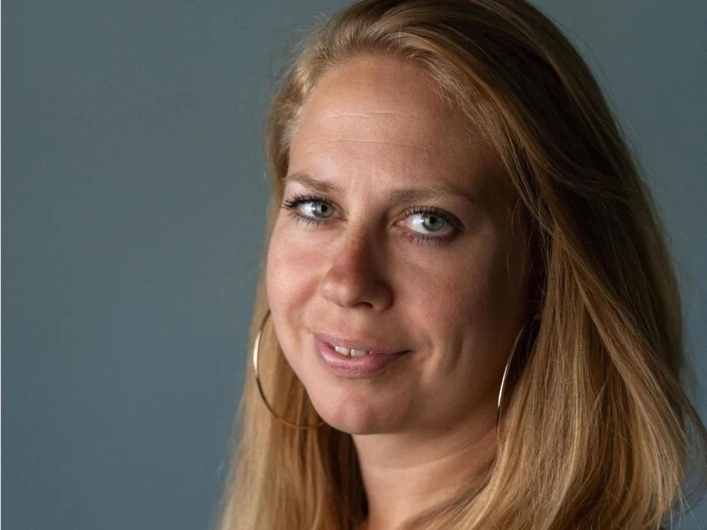 Porträtbild von Claudia Schönsee, Deutsche Kinder- und Jugendstiftung (DKJS)